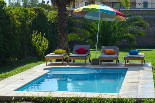 Paraíso en Medio de un Oasis