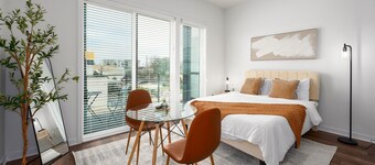 Trendy Studio in Downtown with Private Balcony!