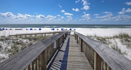 Seaside Beach & Racquet Club 2104 | Beachfront, Pools, Tennis, Fitness | Beach Getaways
