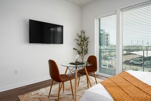 1 bedroom, desk, iron/ironing board, WiFi