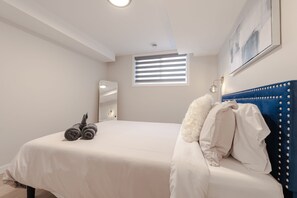 2 soverom, strykejern/-brett, wi-fi og sengetøy