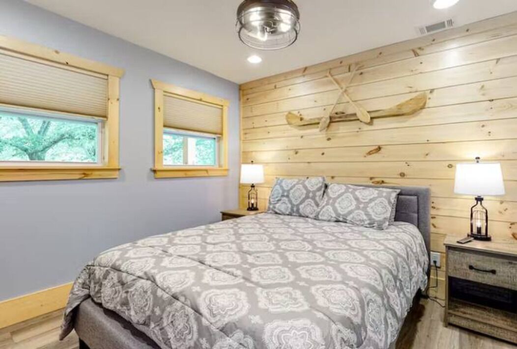 2 habitaciones, tabla de planchar con plancha y wifi gratis 