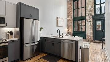 Fridge, microwave, oven, dishwasher