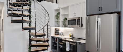 Fridge, microwave, oven, dishwasher