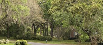 "The Loft" on the 11th Tee. No pets! No smoking!