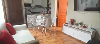 Departamento Amoblado de dos Habitaciones con Cochera