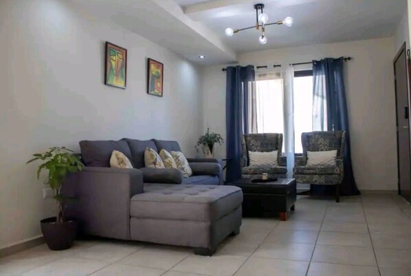 Smart TV - Located in one of the most exclusive and secure residential areas, pet friendly. (Tegucigalpa)