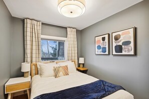 3 chambres, fer et planche à repasser, Wi-Fi gratuit, draps fournis