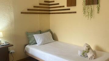 2 makuuhuonetta, silitysrauta/-lauta, ilmainen Wi-Fi, vuodevaatteet