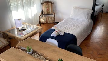 1 camera, Wi-Fi gratuito, lenzuola