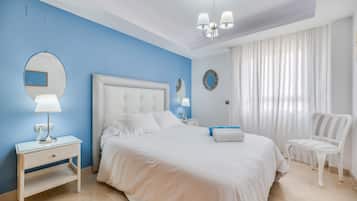 2 bedrooms, iron/ironing board, free WiFi, bed sheets