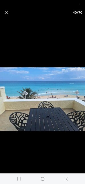 Executive-Studiosuite, Strandblick | Terrasse/Patio