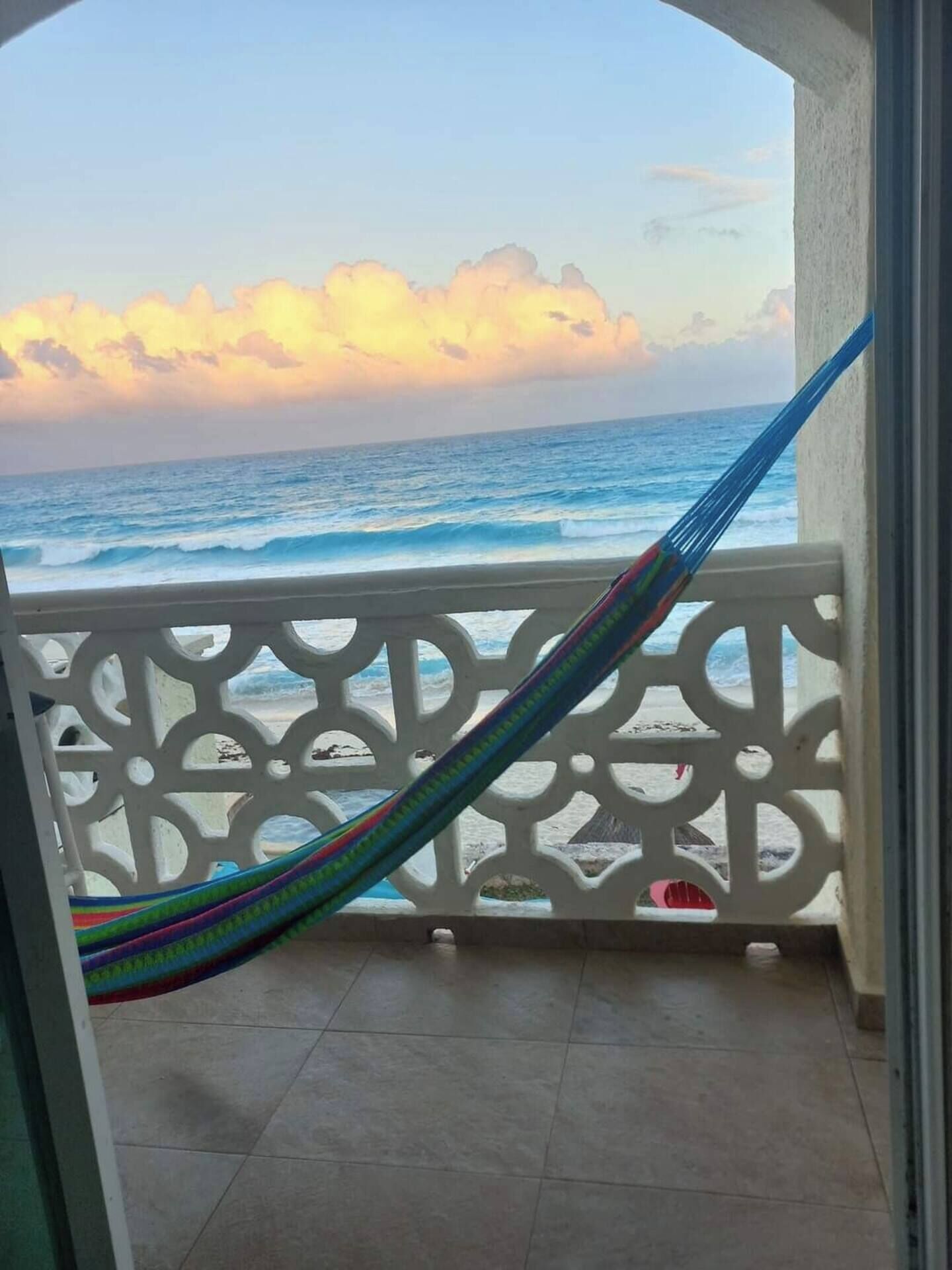 Estudio panorámico, vista a la playa, frente al mar | Terraza o patio