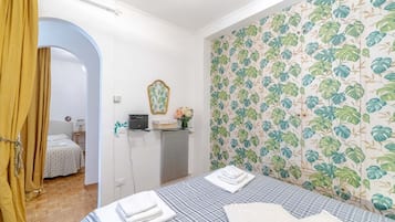 2 quartos, ferros/tábuas de passar roupa, Wi-Fi, roupa de cama