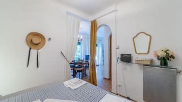 2 Schlafzimmer, Bügeleisen/Bügelbrett, WLAN, Bettwäsche