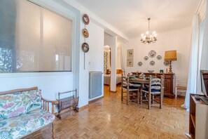 Uklassifisert bilde, 5 av 25, knapp