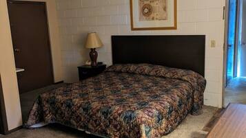 Double Room, Ensuite | 1 bedroom, desk, free WiFi