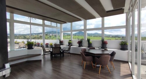 Luxury Penthouse situated on a distinguishable area in Altozano.