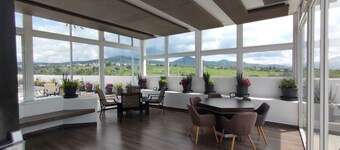 Luxury Penthouse situated on a distinguishable area in Altozano.