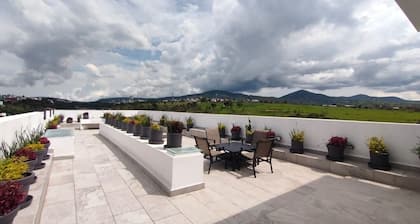 Luxury Penthouse situated on a distinguishable area in Altozano.