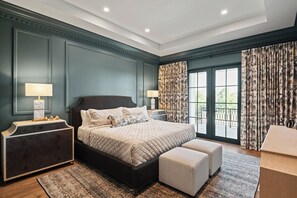 15 chambres, fer et planche à repasser, Wi-Fi, draps fournis