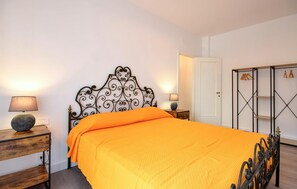 1 bedroom, iron/ironing board, travel crib, free WiFi - Amazing apartment in Recco with WiFi (Recco)