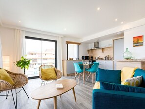 Dining - Nice apartment for 4 guests with A/C, WIFI, TV and balcony (Argelers)