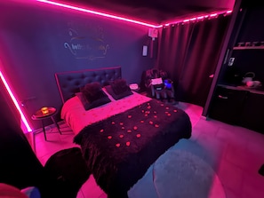 1 chambre, Wi-Fi, draps fournis