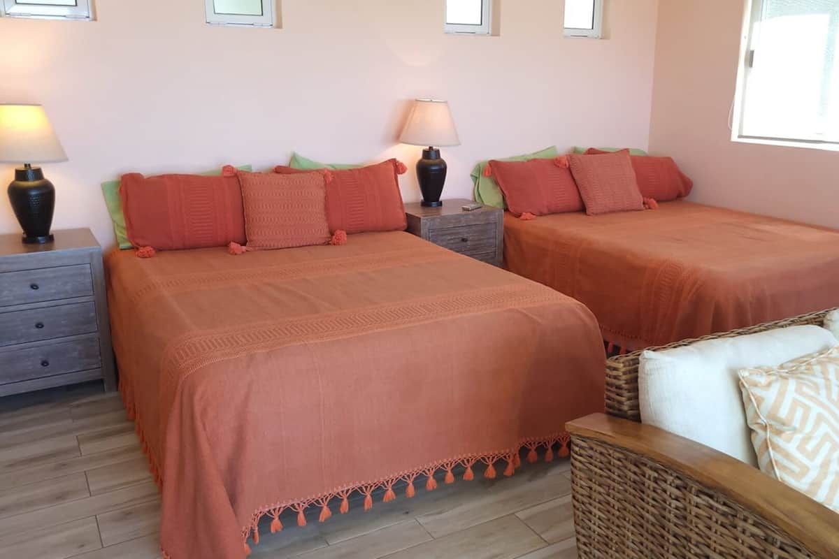 Familie tweepersoonskamer | Pillowtop-bedden, individueel gedecoreerd, individueel gemeubileerd