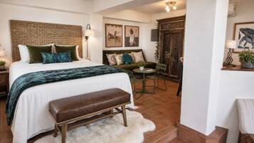 Premium Suite, Patio, Partial Ocean View | Pillowtop beds, laptop workspace, soundproofing, WiFi (free)