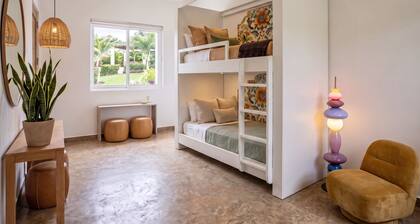 La Optimista Boutique Hotel & Concierge