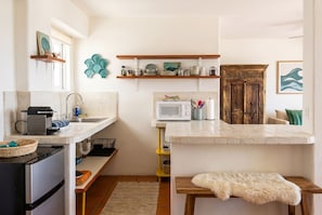 Premium Suite, Patio, Partial Ocean View | Private kitchen | Coffee/tea maker, fridge, microwave, toaster - La Optimista Boutique Hotel & Concierge (Todos Santos)