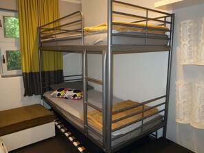 2 bedrooms, free WiFi
