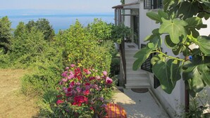 Property grounds - Beautiful apartment for 4 people with WIFI, TV and terrace (Rijeka)