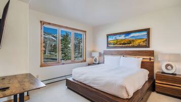 4 bedrooms, free WiFi, bed sheets