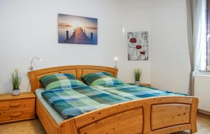 2 bedrooms, free WiFi