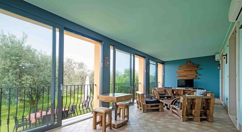 Villa i Roccoli - olive trees with private pool