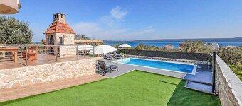 Gorgeous apartment in Dobropoljana