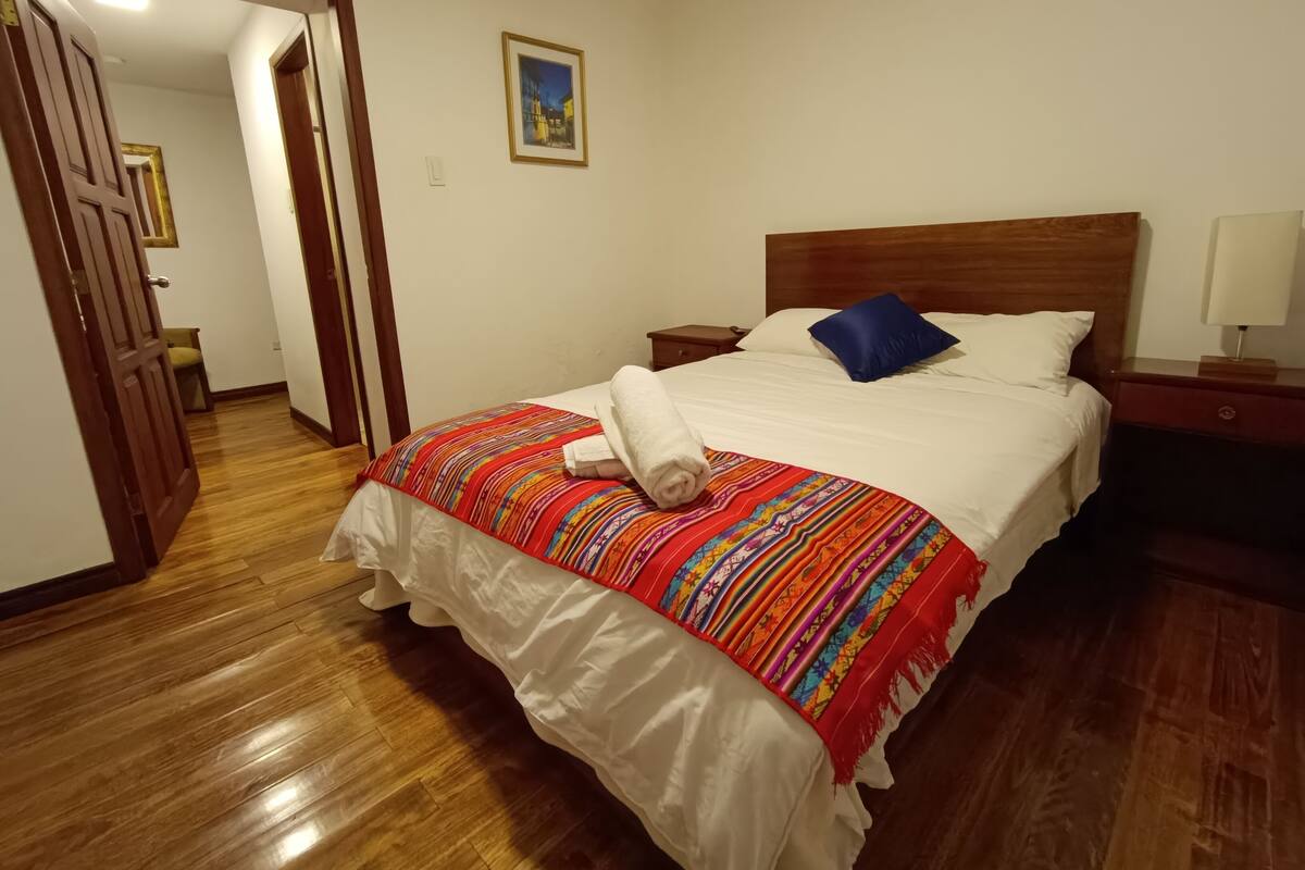 Quarto casal conforto | Wi-Fi de cortesia