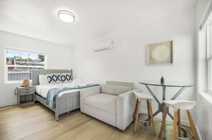 Iron/ironing board, travel cot, free WiFi, bed sheets