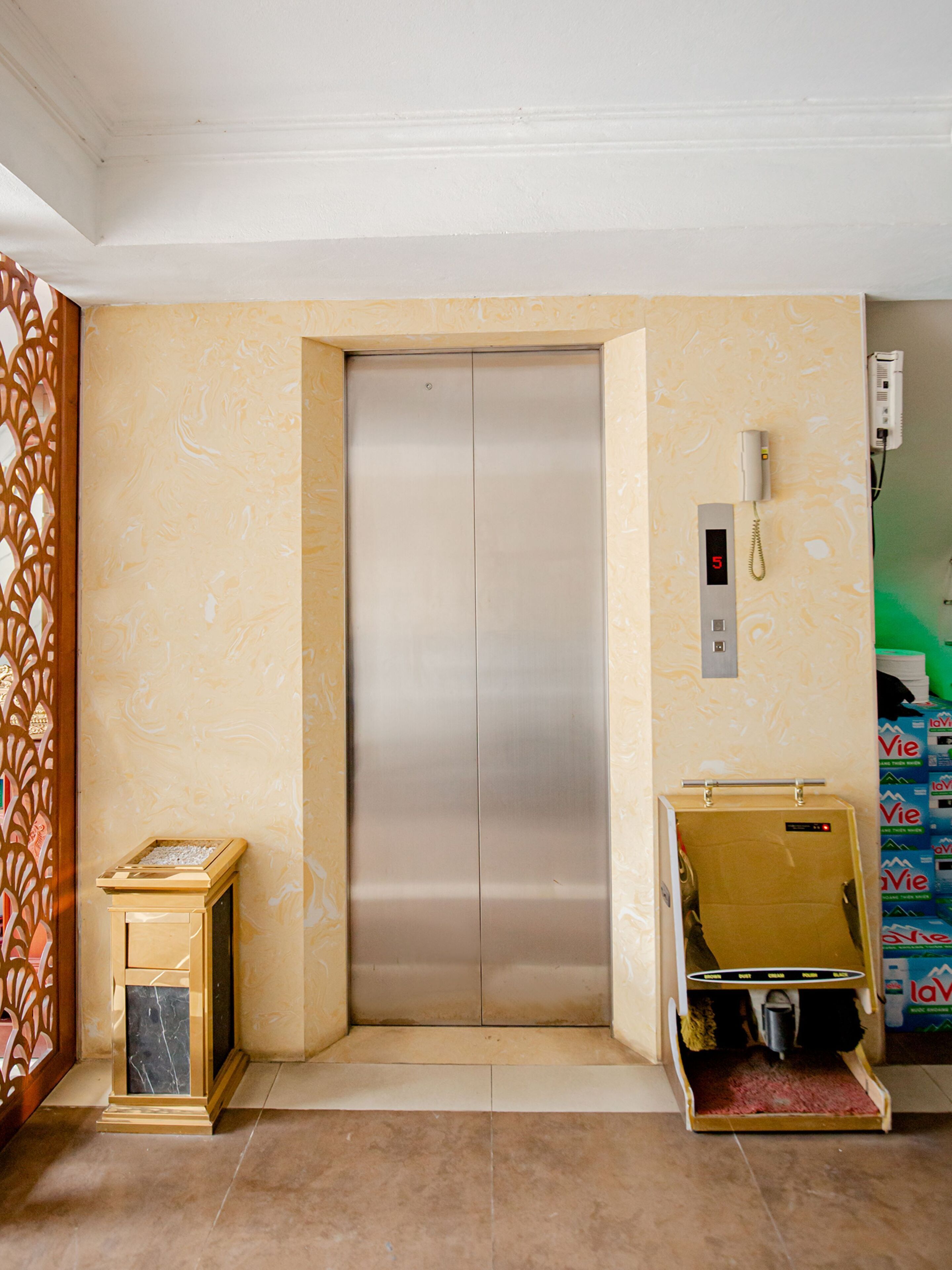 Elevator