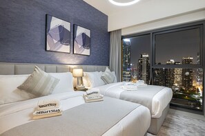 2 bedrooms, desk, iron/ironing board, WiFi