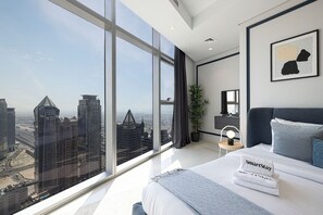 2 bedrooms, iron/ironing board, WiFi, bed sheets - 2BR |Sea & City Views |Infinity Pool |High Floor (Dubai)
