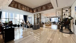 Lobby - 2BR |Sea & City Views |Infinity Pool |High Floor (Dubai)