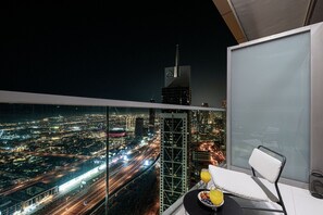 Property grounds - 2BR |Sea & City Views |Infinity Pool |High Floor (Dubai)