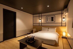 ルーム (Pet) | 高級寝具、デスク、ノートパソコン用作業スペース、WiFi (無料)