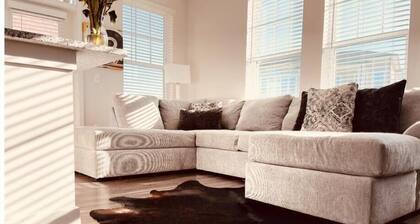 Beautiful one bedroom in south park