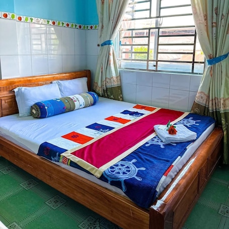 Shared Dormitory | Blackout drapes, soundproofing, free WiFi