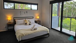 5 bedrooms, iron/ironing board, WiFi