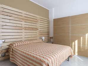 2 habitaciones, cuna de viaje y wifi gratis 